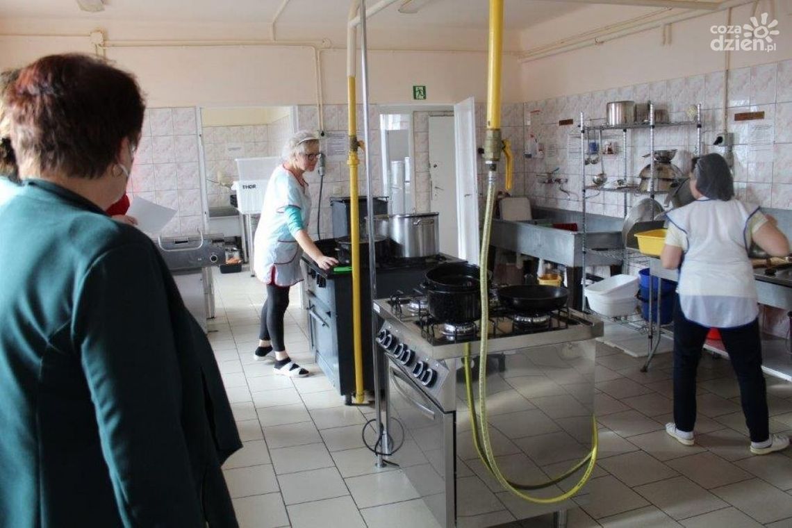 Młodzi sportowcy będą mieli nowoczesną stołówkę i wyremontowaną kuchnię Młodzi sportowcy będą mieli nowoczesną stołówkę i wyremontowaną kuchnię