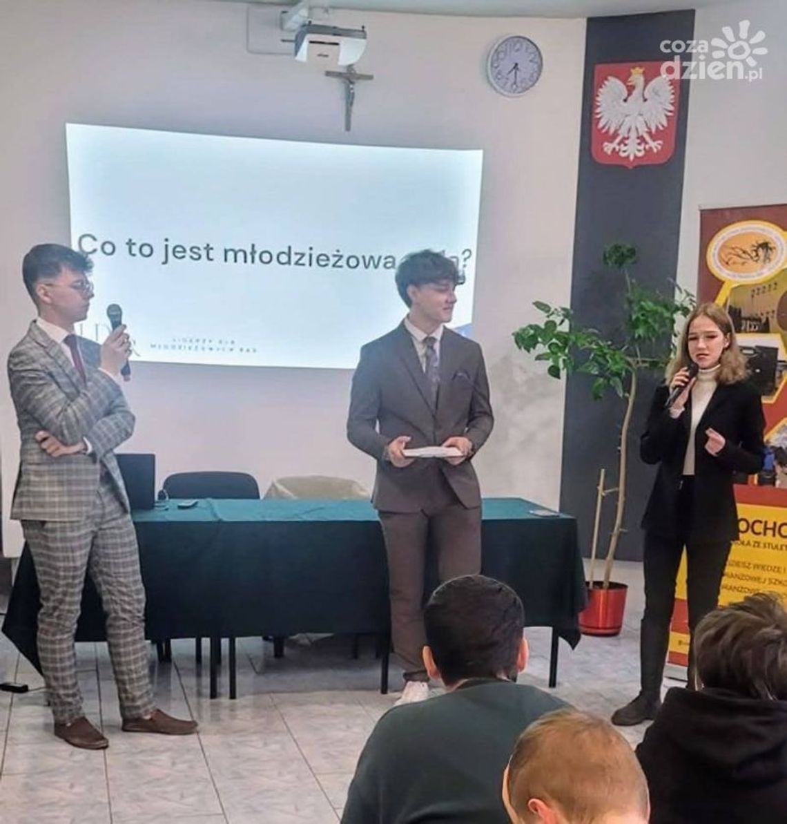 Młodzież z powiatu ostrowieckiego przygotowuje się do utworzenia swojej rady Młodzież z powiatu ostrowieckiego przygotowuje się do utworzenia swojej rady