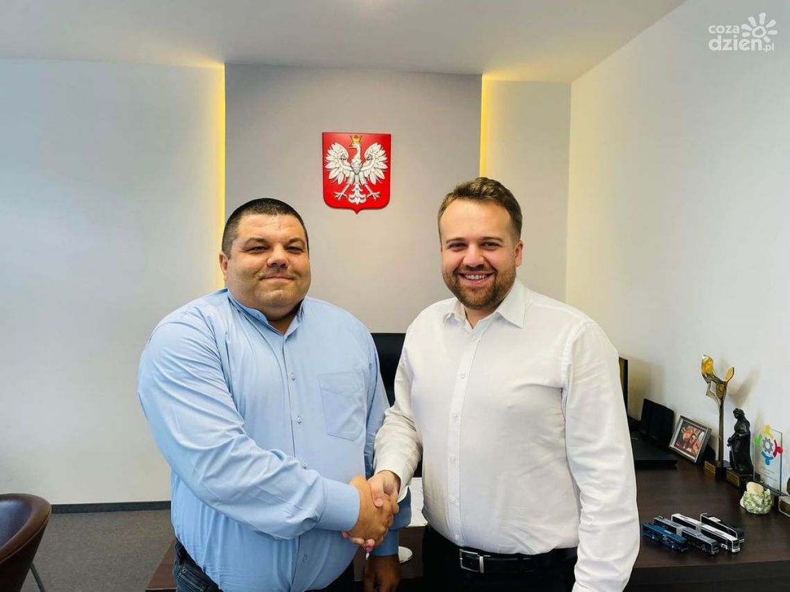 Mocne wejście ruchu M. Materka w powiecie opatowskim Mocne wejście ruchu M. Materka w powiecie opatowskim