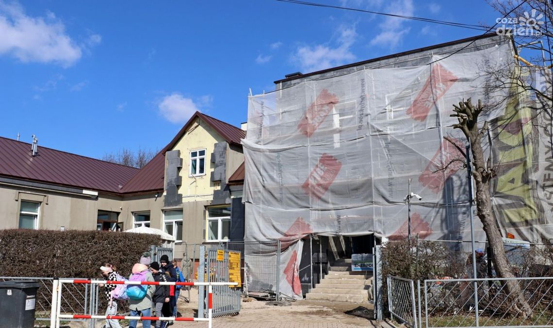 Modernizacja dwóch budynków oświatowych Modernizacja dwóch budynków oświatowych