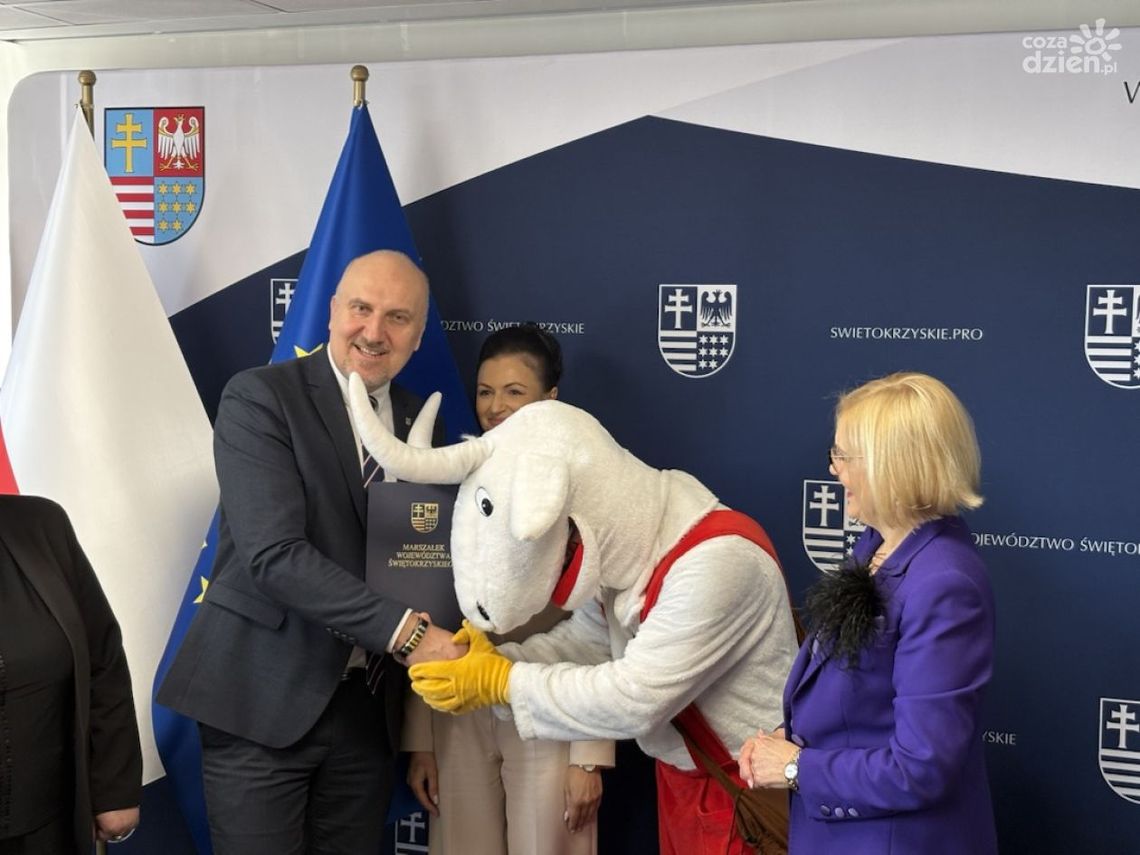 Modernizacja Europejskiego Centrum Bajki w Pacanowie – podpisano umowę na dofinansowanie Modernizacja Europejskiego Centrum Bajki w Pacanowie – podpisano umowę na dofinansowanie