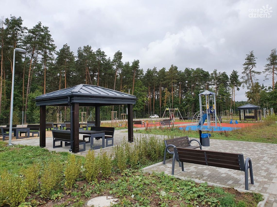 MOP Szewce Zachód ze stacją paliw i gastronomią dla podróżnych MOP Szewce Zachód ze stacją paliw i gastronomią dla podróżnych