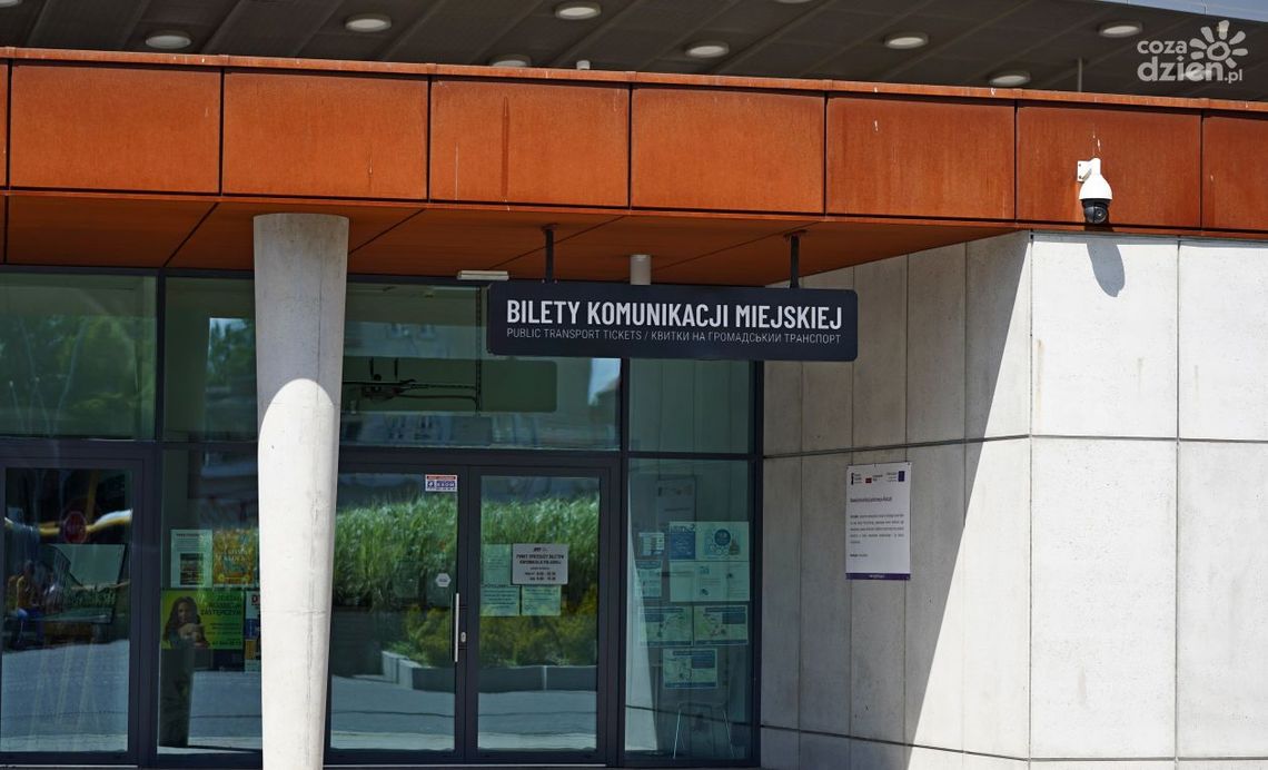 Można już zakupić bilet semestralny komunikacji miejskiej Można już zakupić bilet semestralny komunikacji miejskiej