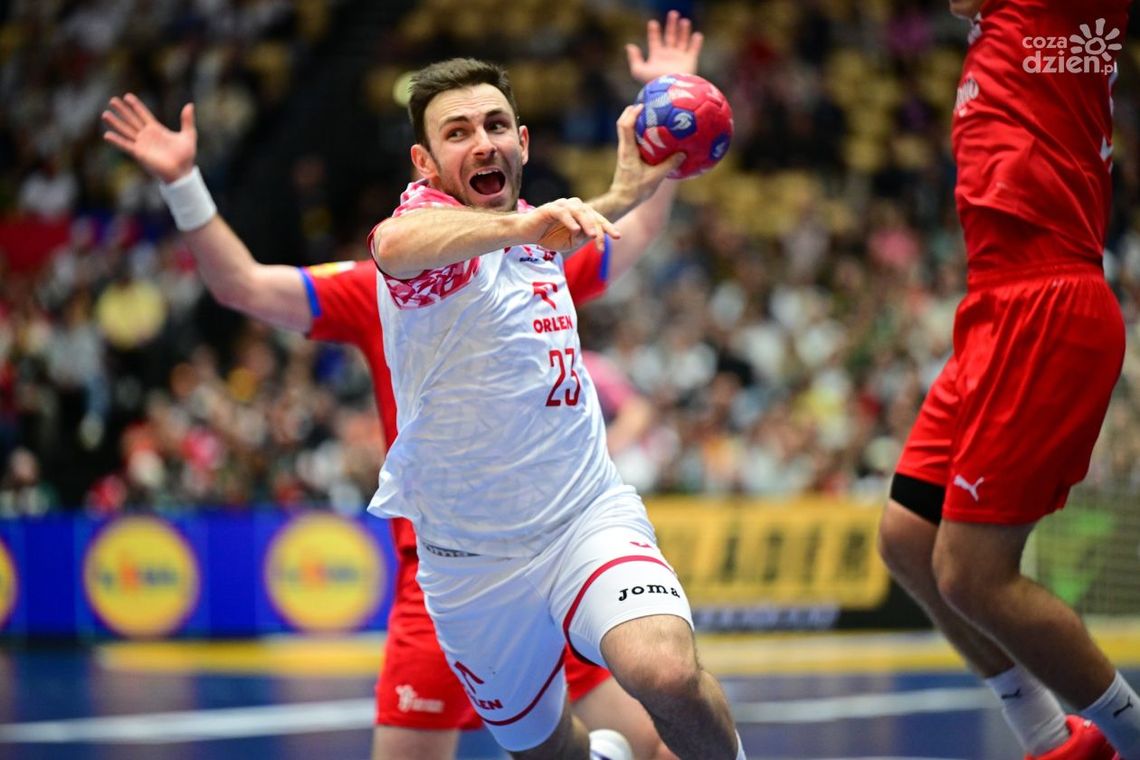 MŚ w piłce ręcznej: Emocjonujące spotkanie zakończone remisem. Polska - Czechy 19:19 MŚ w piłce ręcznej: Emocjonujące spotkanie zakończone remisem. Polska - Czechy 19:19