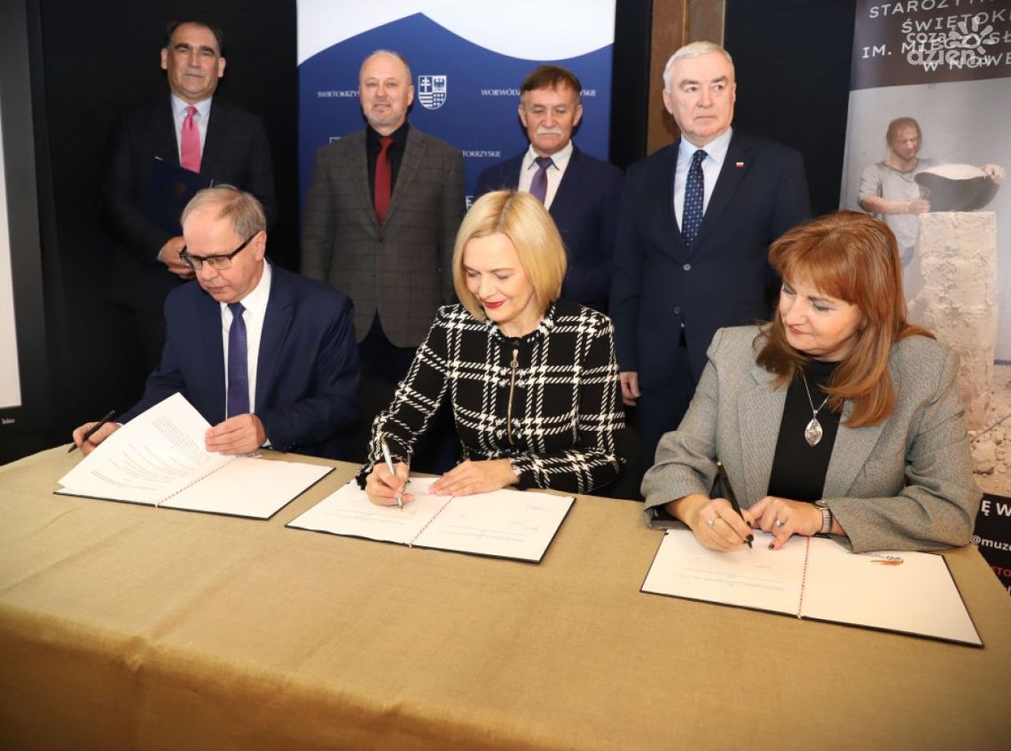 Muzeum Starożytnego Hutnictwa Świętokrzyskiego w Nowej Słupi będzie współprowadzone przez Samorząd Województwa Świętokrzyskiego