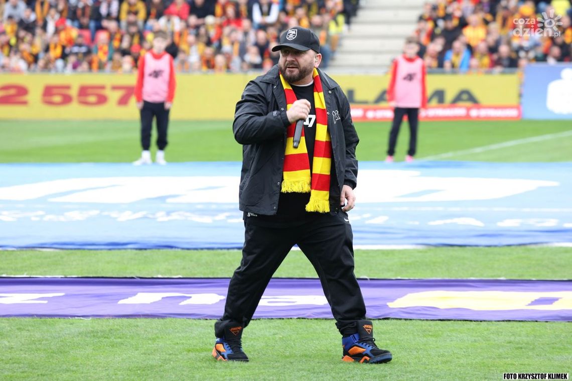 "Nagrodzony" występ Liroya i kary dla obu zespołów po meczu Korony Kielce z Radomiakiem Radom