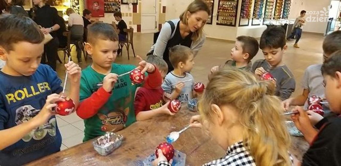 Najmłodsi bałtowianie w krainie bombek Najmłodsi bałtowianie w krainie bombek