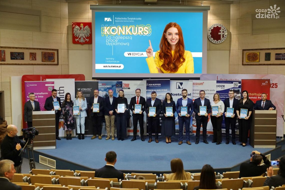 Najzdolniejsi studenci Politechniki Świętokrzyskiej z nagrodami Najzdolniejsi studenci Politechniki Świętokrzyskiej z nagrodami
