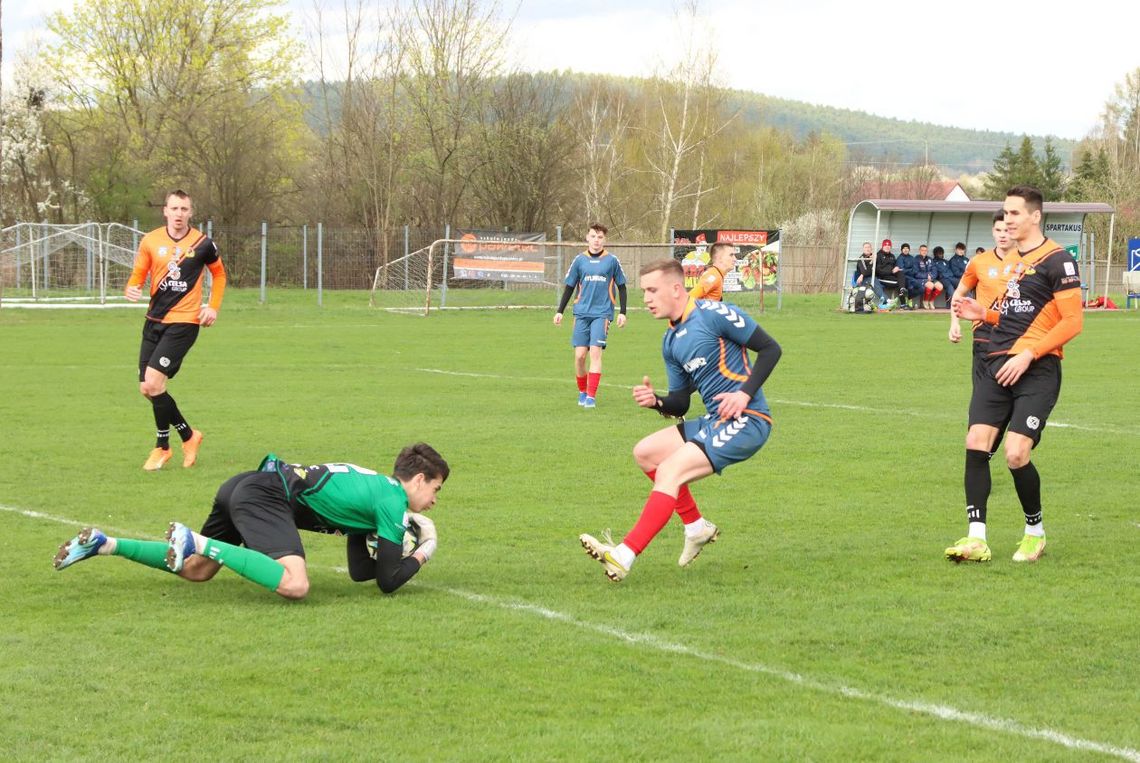 Naprzód Jędrzejów rewelacją Okręgowego Pucharu Polski - Za nami piąta runda rozgrywek Naprzód Jędrzejów rewelacją Okręgowego Pucharu Polski - Za nami piąta runda rozgrywek