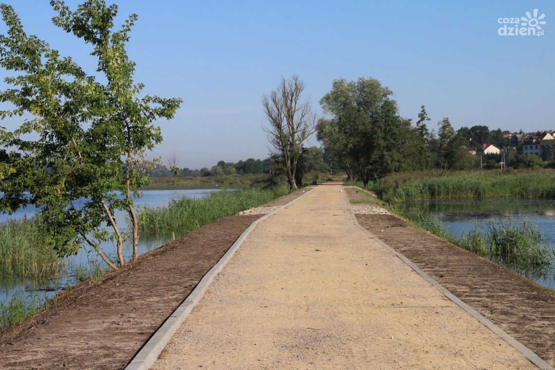 Nareszcie zmodernizowano groblę nad Pasternikiem Nareszcie zmodernizowano groblę nad Pasternikiem