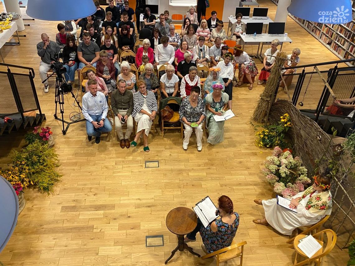 Narodowe Czytanie w Ostrowcu Świętokrzyskim Narodowe Czytanie w Ostrowcu Świętokrzyskim