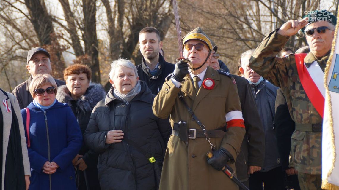 Narodowe Święto Niepodległości w Ostrowcu Świętokrzyskim Narodowe Święto Niepodległości w Ostrowcu Świętokrzyskim