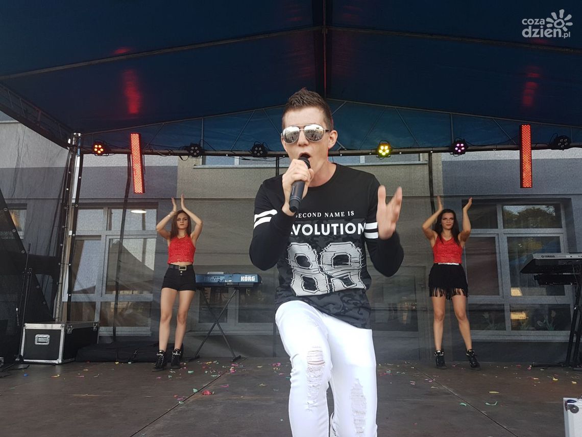 Nasz Dominik - czy zostanie gwiazdą radia i sceny? Nasz Dominik - czy zostanie gwiazdą radia i sceny?