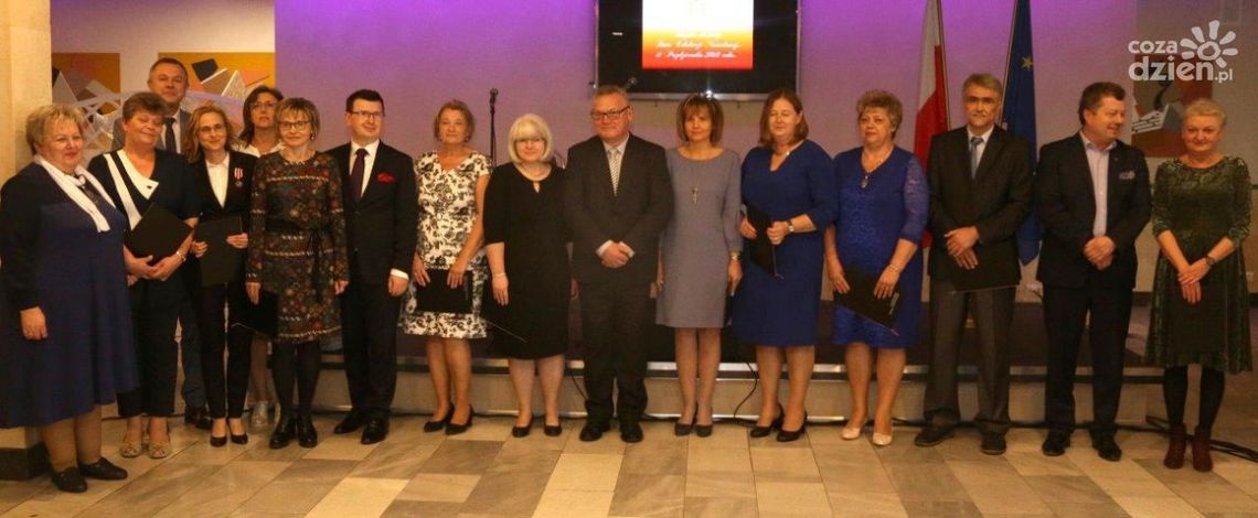 Nauczyciele na medal - Ostrowiec obchodził DEN