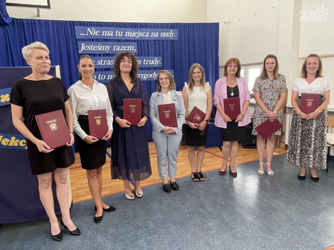 Nauczycielskie awanse w Starachowicach Nauczycielskie awanse w Starachowicach