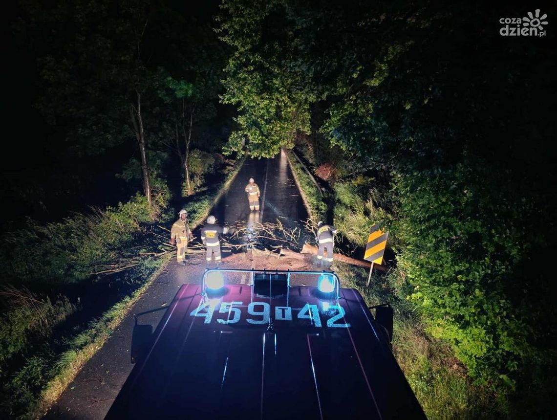 Nawałnica nad Ostrowcem Nawałnica nad Ostrowcem