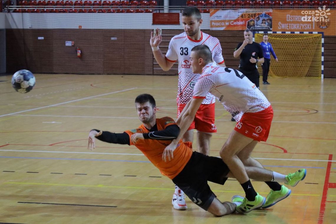 Nerwowa końcówka przy Świętokrzyskiej - szczypiorniści KSZO przegrywają z Orlenem Nerwowa końcówka przy Świętokrzyskiej - szczypiorniści KSZO przegrywają z Orlenem