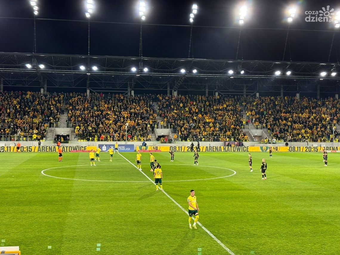 Nic nie może przecież wiecznie trwać...pierwsza porażka Zielińskiego z GKS-em stała się faktem. Korona bez punktów przy Nowej Bukowej Nic nie może przecież wiecznie trwać...pierwsza porażka Zielińskiego z GKS-em stała się faktem. Korona bez punktów przy Nowej Bukowej