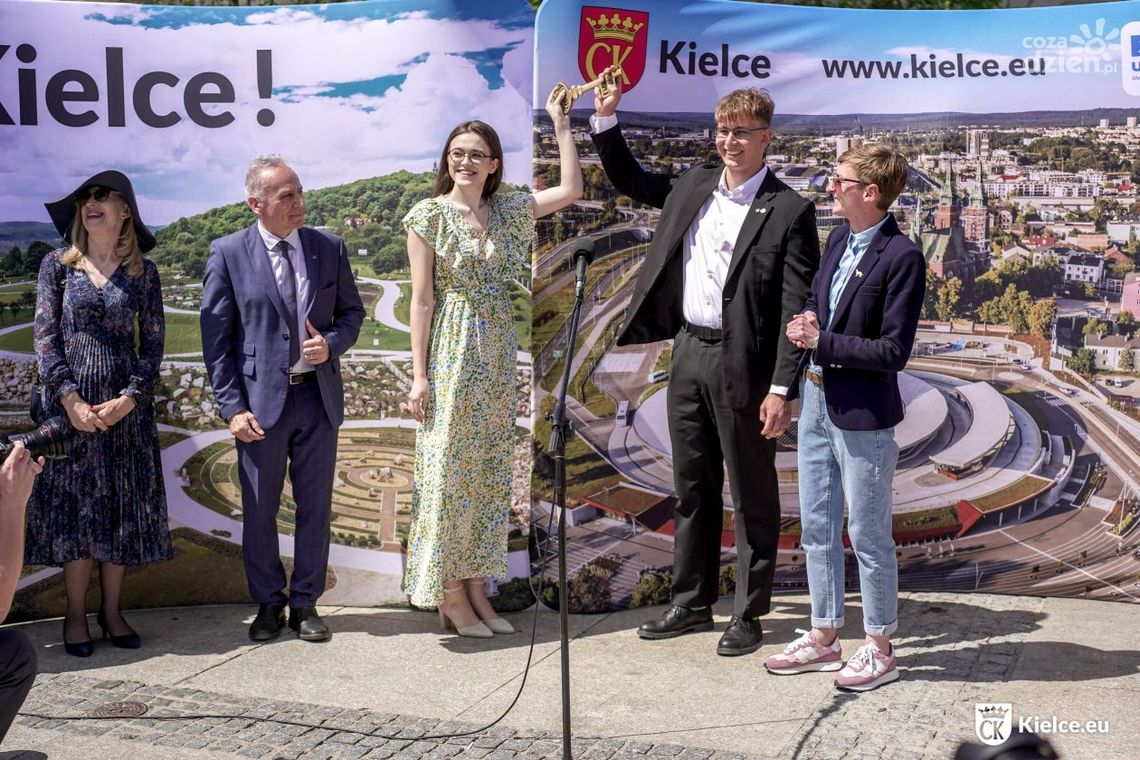 „Nie samą nauką żyje student”. Trwają kieleckie juwenalia „Nie samą nauką żyje student”. Trwają kieleckie juwenalia