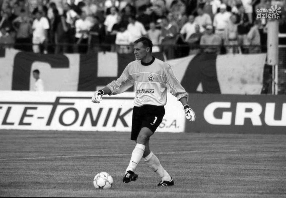 Nie żyje Artur Sarnat - były bramkarz KSZO, Błękitnych i Korony Nie żyje Artur Sarnat - były bramkarz KSZO, Błękitnych i Korony