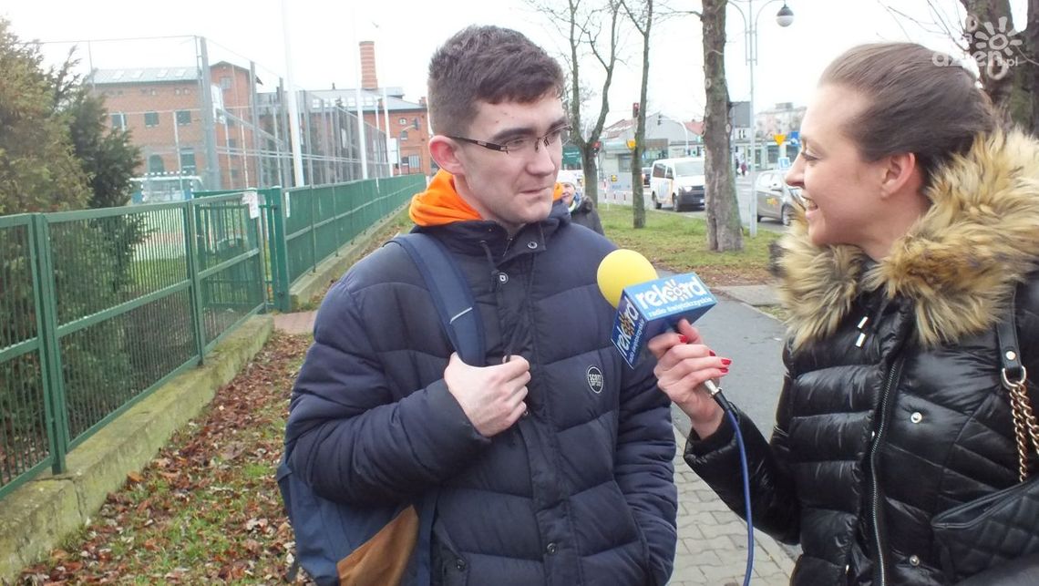 Niedziele niehandlowe - co myślą o nich mieszkańcy Ostrowca Niedziele niehandlowe - co myślą o nich mieszkańcy Ostrowca