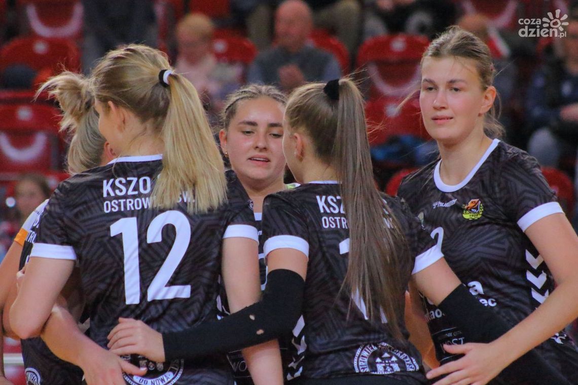 Niespodziewana porażka siatkarek KSZO SMS
