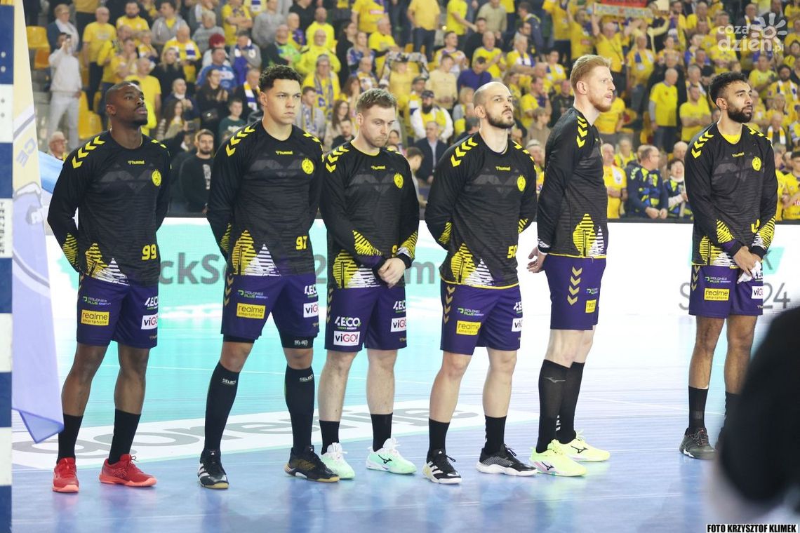 Nieszczęśliwy remis i koniec marzeń - Industria Kielce odpada z Ligi Mistrzów Nieszczęśliwy remis i koniec marzeń - Industria Kielce odpada z Ligi Mistrzów