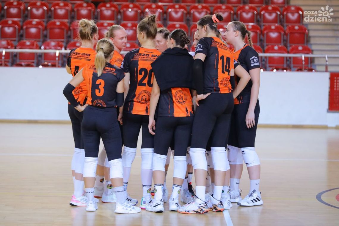 Nieudany wyjazd siatkarek KSZO SMS