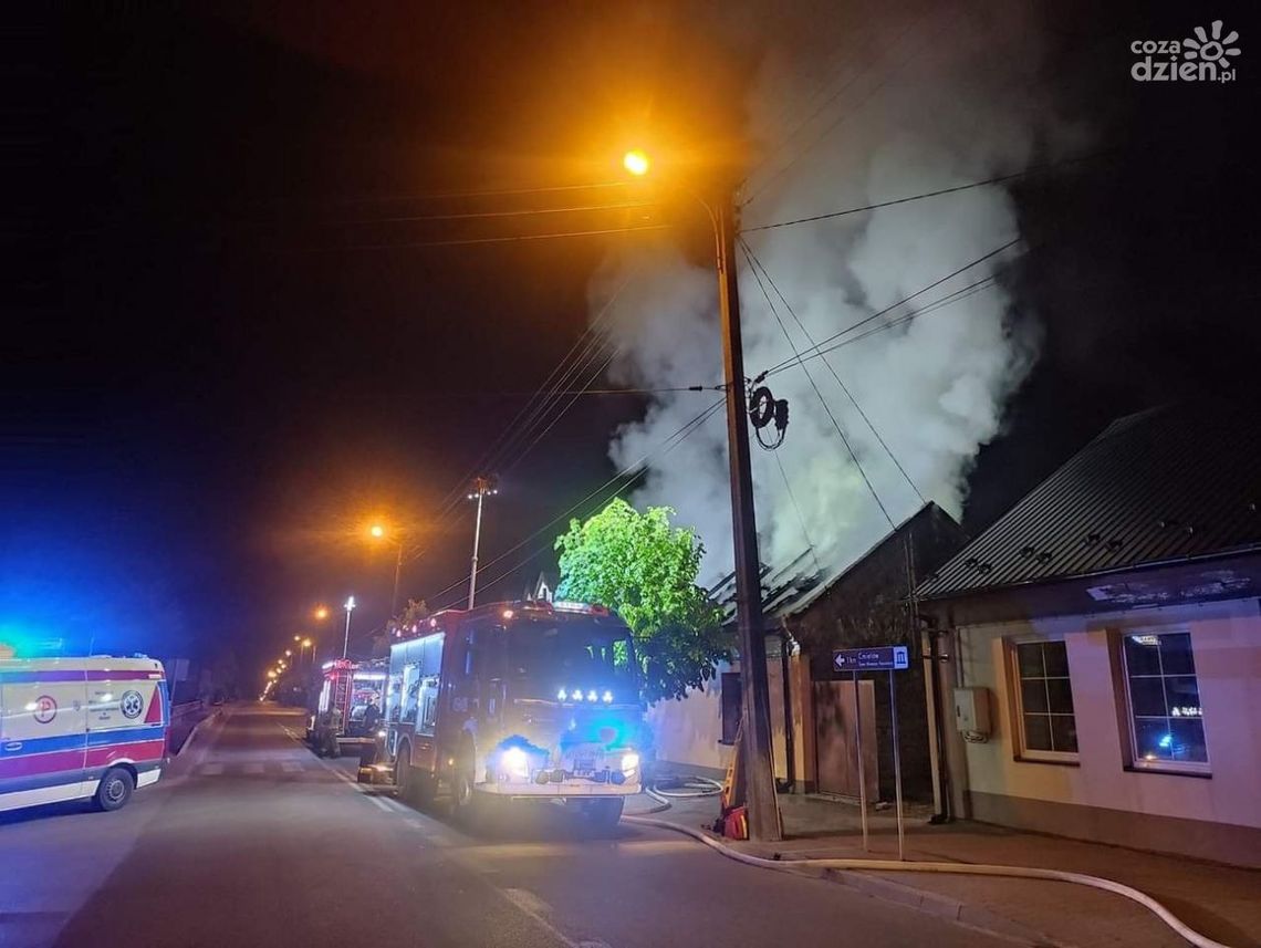 Nocny pożar w Ćmielowie Nocny pożar w Ćmielowie