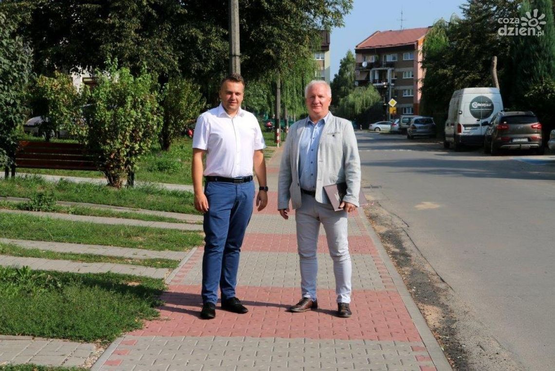 Noooo, nareszcie pobudują fajne chodniki