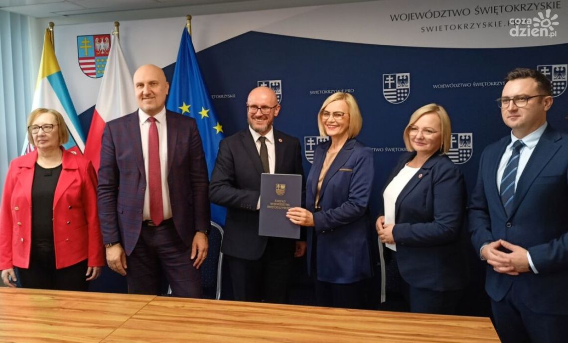 Nowa era usług społecznych w Skarżysku! Umowa na niemal 9 mln zł podpisana Nowa era usług społecznych w Skarżysku! Umowa na niemal 9 mln zł podpisana