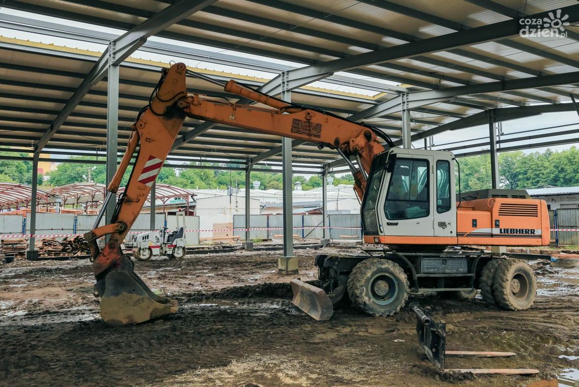 Nowa hala rośnie w oczach Nowa hala rośnie w oczach