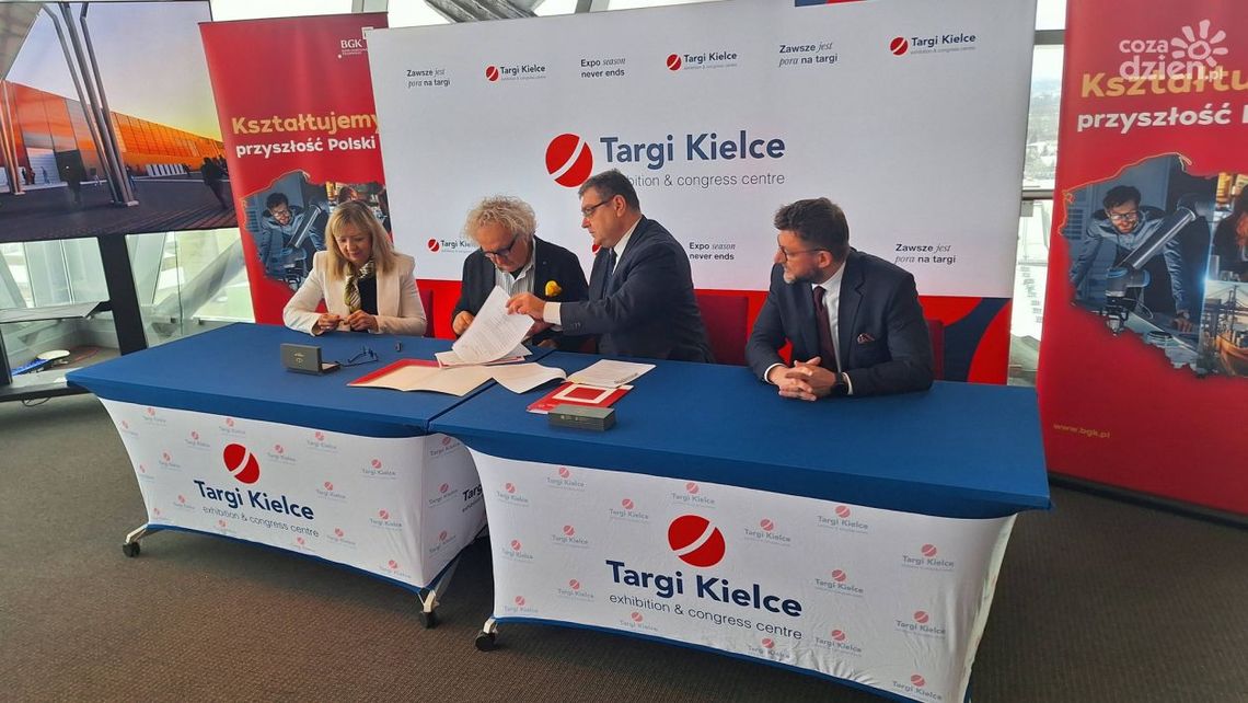 Nowa hala Targów Kielce coraz bliżej. Umowa kredytowa podpisana, inwestycja nabiera tempa Nowa hala Targów Kielce coraz bliżej. Umowa kredytowa podpisana, inwestycja nabiera tempa