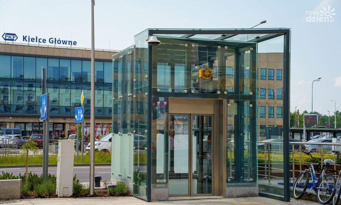 Nowa winda przy dworcu ułatwia życie mieszkańcom i podróżnym