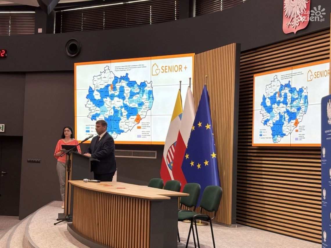 Nowe inwestycje w ramach programu „Senior+” – podpisanie umów z samorządami