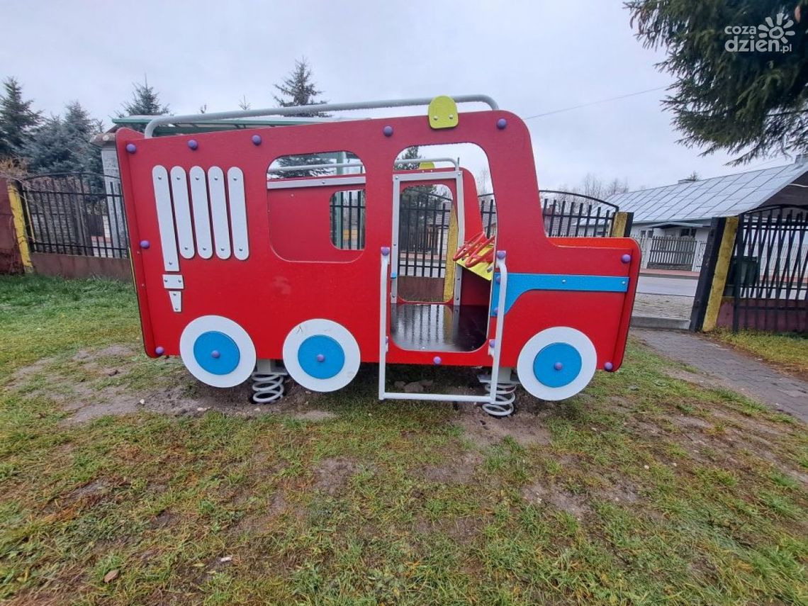 Nowe place zabaw w gminie Morawica Nowe place zabaw w gminie Morawica