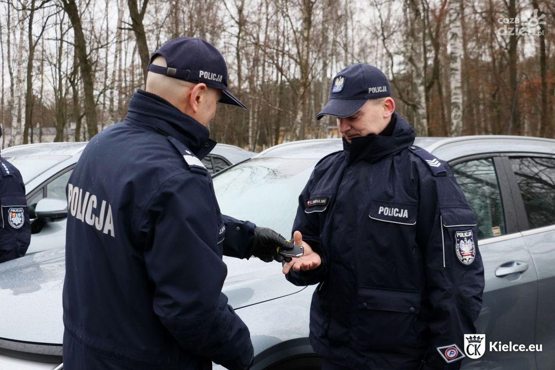 Nowe pojazdy dla policji. W zakupie pomogły samorządy Nowe pojazdy dla policji. W zakupie pomogły samorządy