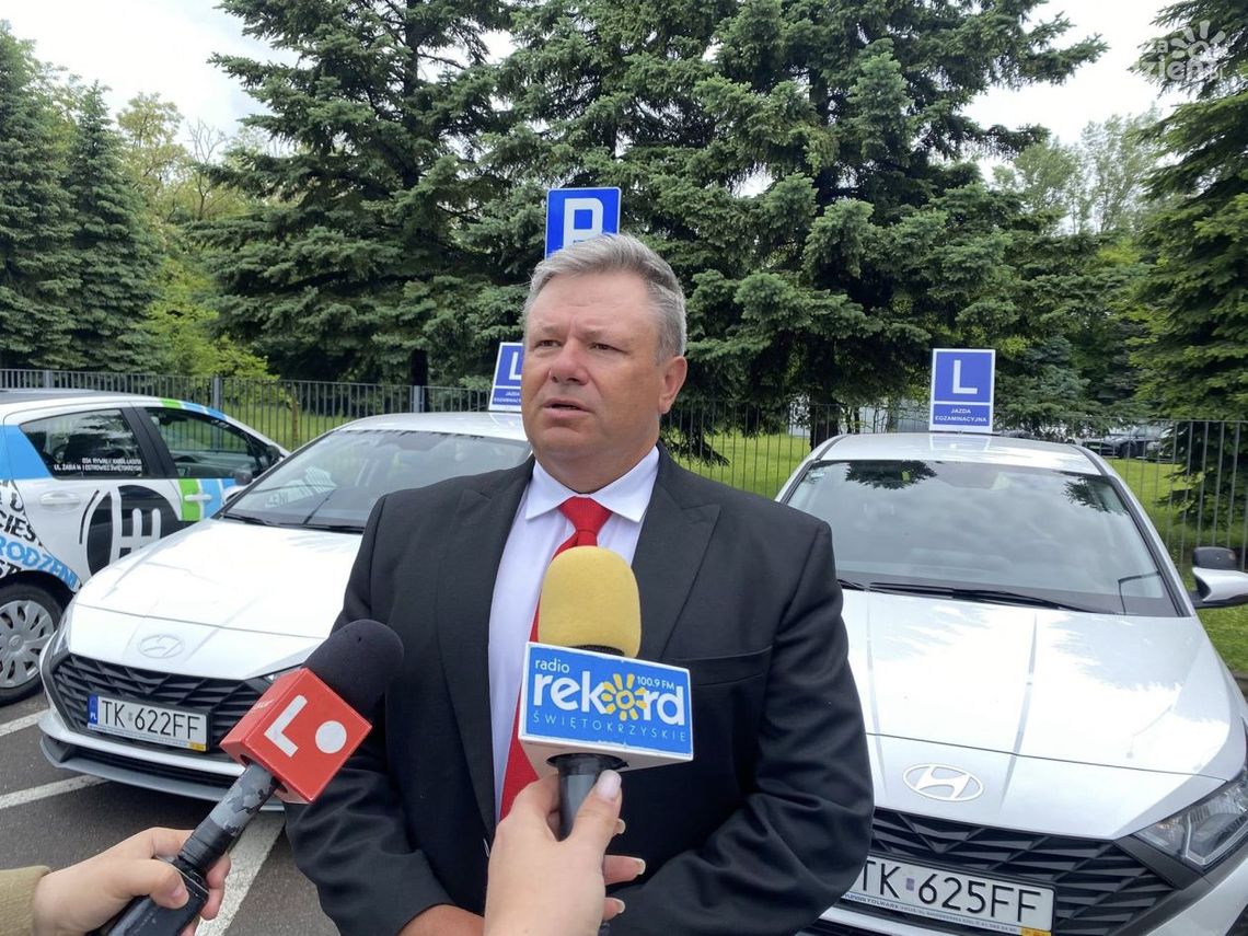 Nowe samochody w ostrowieckiej filii WORD Nowe samochody w ostrowieckiej filii WORD