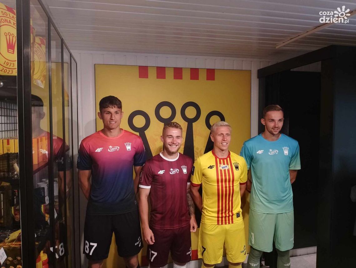 Nowe stroje Korony Kielce Nowe stroje Korony Kielce