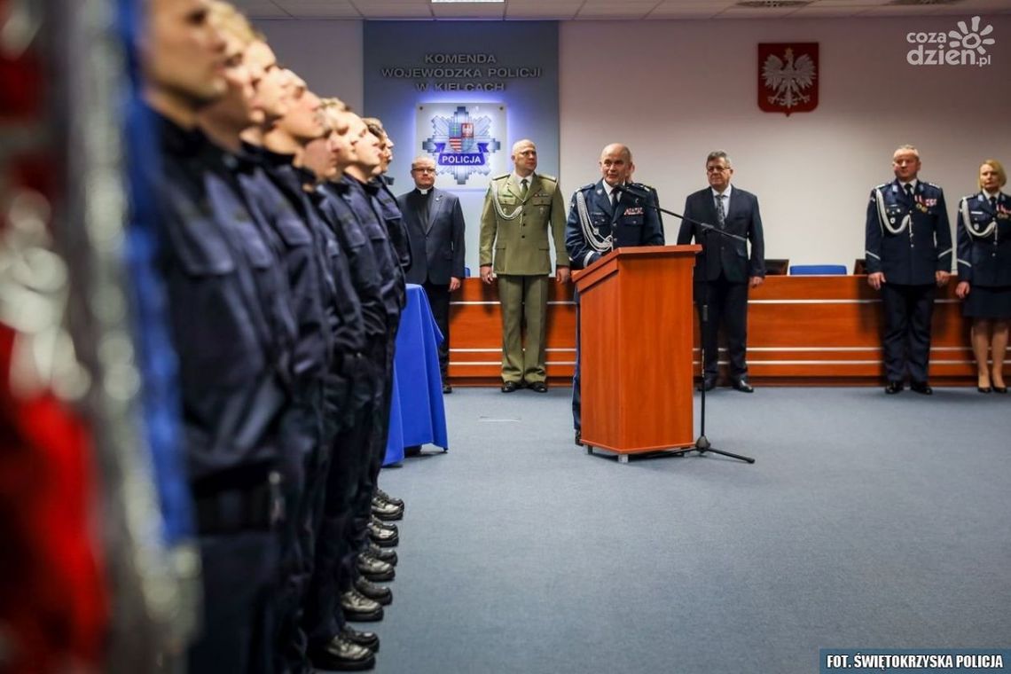 Nowi funkcjonariusze w szeregach policji Nowi funkcjonariusze w szeregach policji