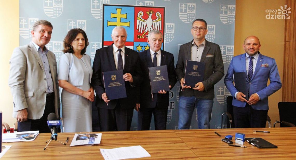 Nowoczesne komputery dla wiejskich szkół Nowoczesne komputery dla wiejskich szkół