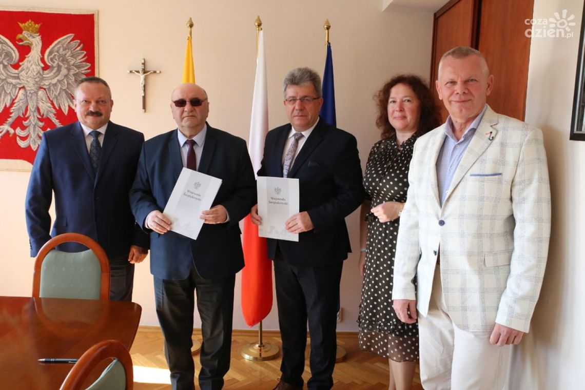 Nowoczesny samochód dla strażaków z Fałkowa Nowoczesny samochód dla strażaków z Fałkowa