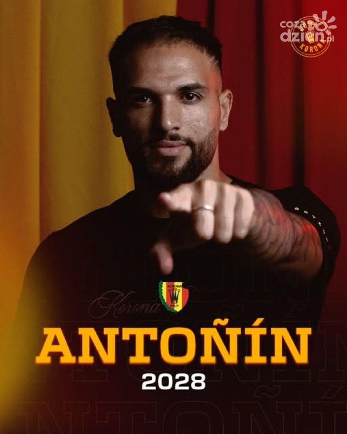 Nowy napastnik w Koronie Kielce. Hiszpański zaciąg z trzeciej ligi Nowy napastnik w Koronie Kielce. Hiszpański zaciąg z trzeciej ligi