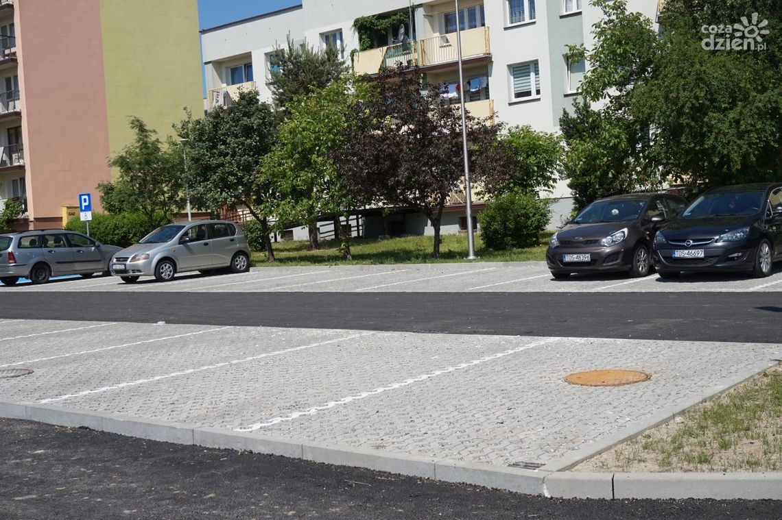 Nowy parking i drogi na Rosochach Nowy parking i drogi na Rosochach