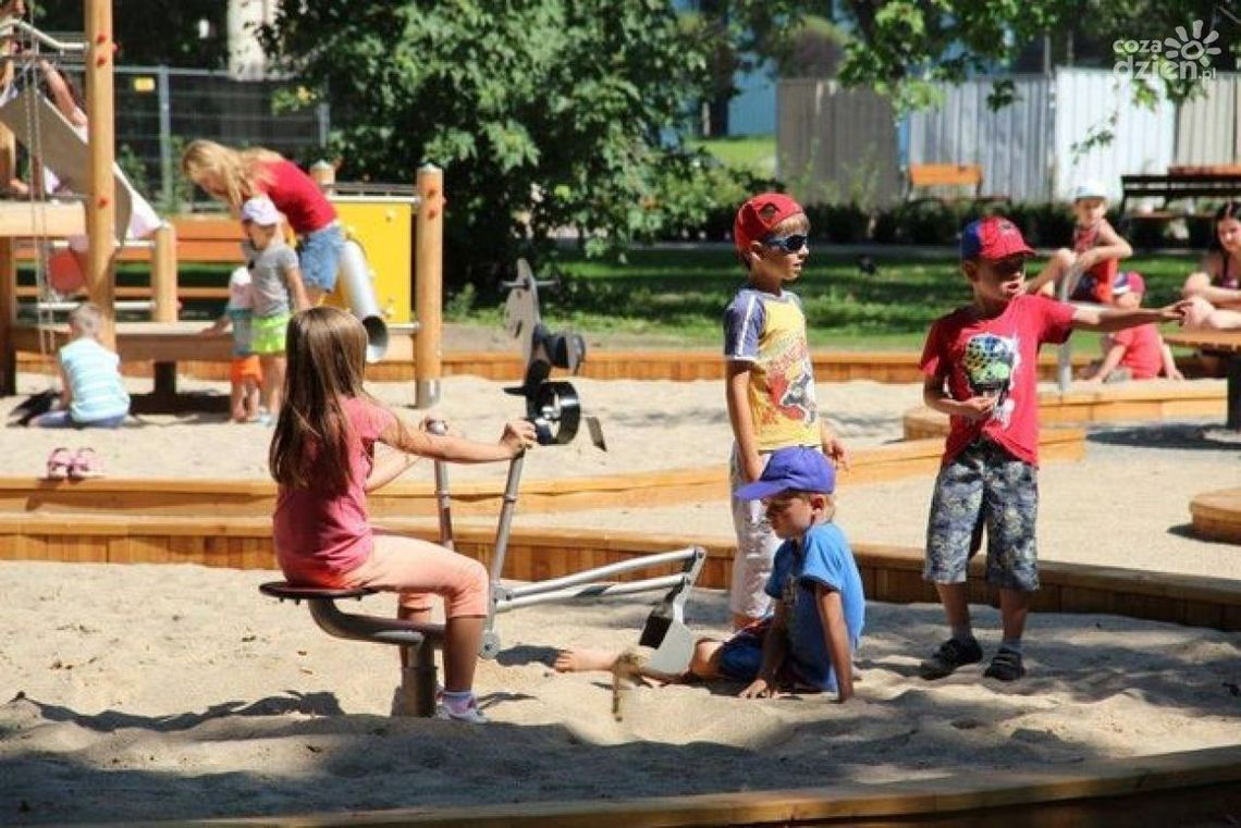Nowy plac zabaw przy SP nr 39 w Kielcach coraz bliżej realizacji Nowy plac zabaw przy SP nr 39 w Kielcach coraz bliżej realizacji
