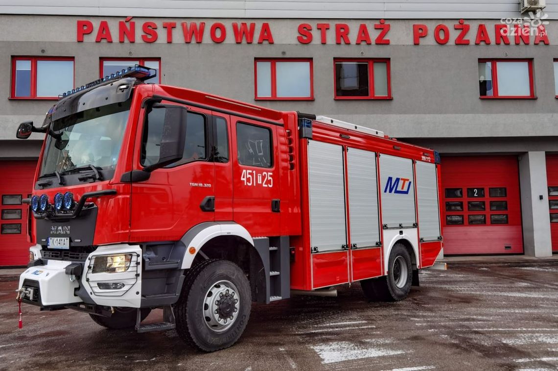 Nowy pojazd dla ostrowieckich strażaków Nowy pojazd dla ostrowieckich strażaków