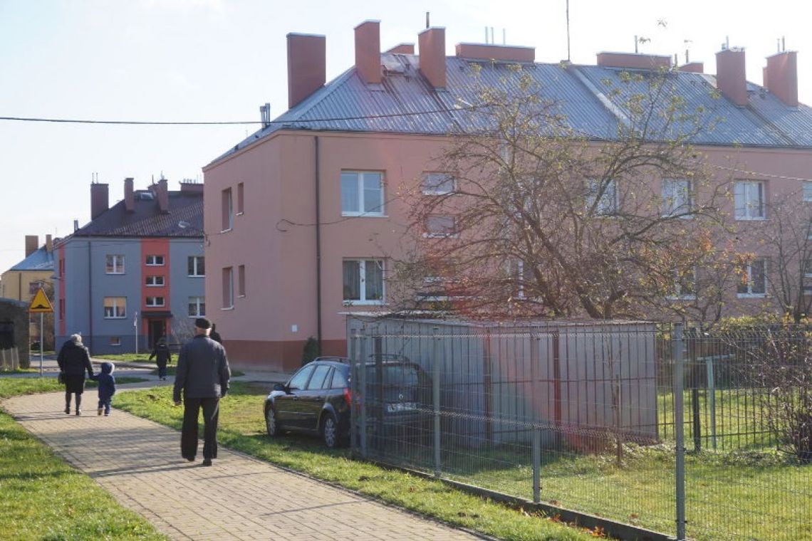 Nowy wygląd bloków w Bodzechowie Nowy wygląd bloków w Bodzechowie