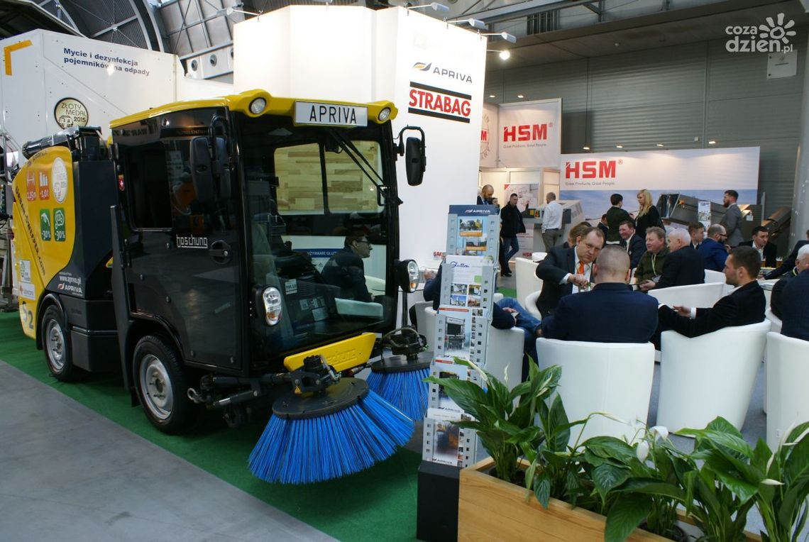 O ochronie środowiska i gospodarce odpadami w Targach Kielce
O ochronie środowiska i gospodarce odpadami w Targach Kielce