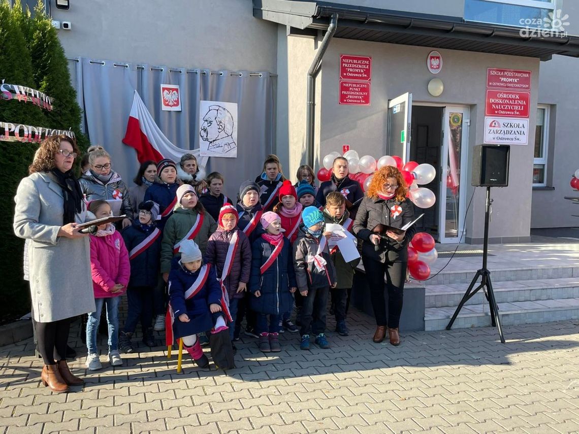 Obchody Święta Niepodległości w "Promyku" Obchody Święta Niepodległości w "Promyku"