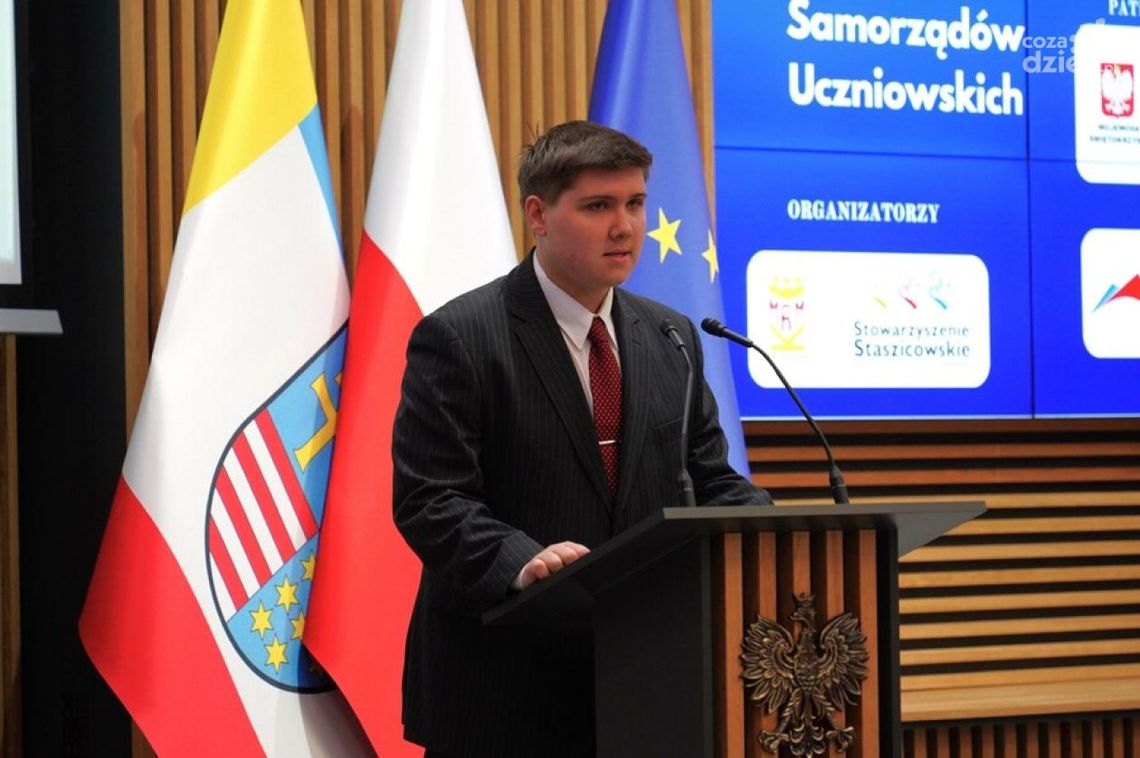 Obrady II Konwentu Samorządów Uczniowskich Obrady II Konwentu Samorządów Uczniowskich